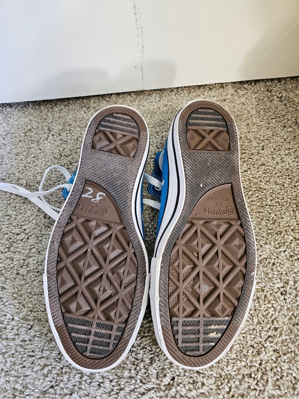 Blue converse high tops - Picture 4 of 4